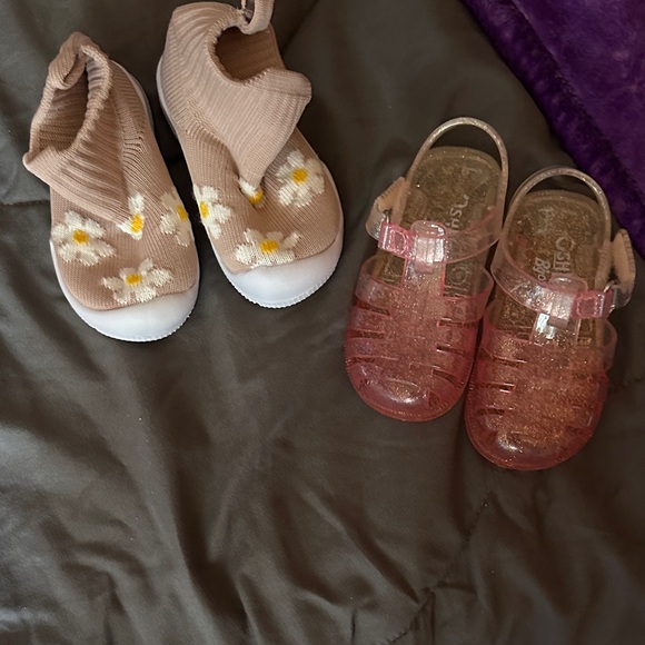 Pink and white Kids Shoes Set - Picture 1 of 1